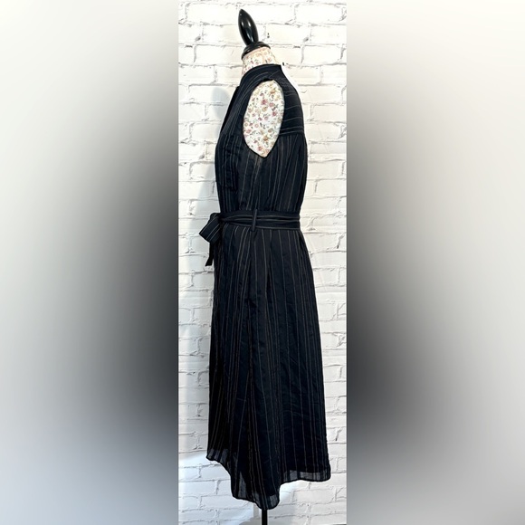 Vince Navy Blue and White Short Sleeve Drapey Stripe Shirred Dress - Size Medium - Picture 6 of 9
